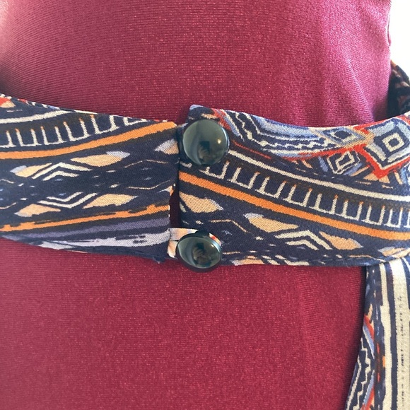 ALYX XL Sleeveless Y2K Blouse with choker neck. - Picture 4 of 12